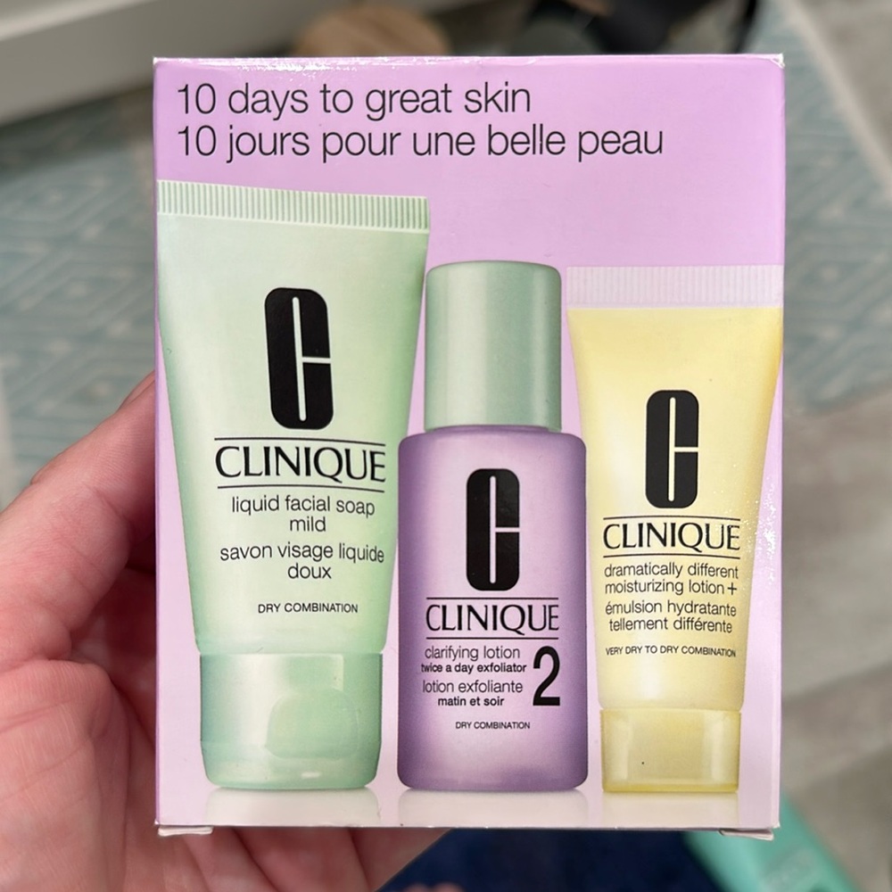 New Clinique travel set facial soap, clarifying lotion and moisturizer